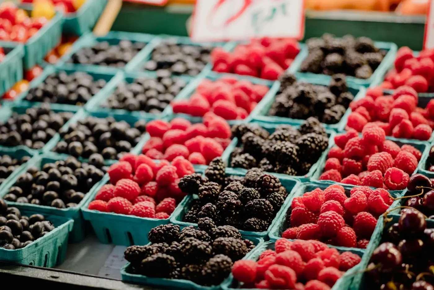 Summer Produce Guide: Eating with the Seasons in the Pacific Northwest